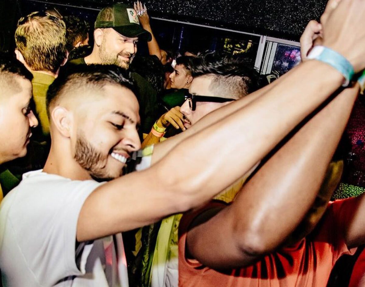 Club Oráculo gay Medellín